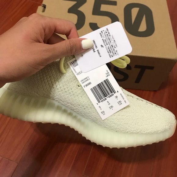 NWT!!!! Yeezys butter - Picture 4 of 6